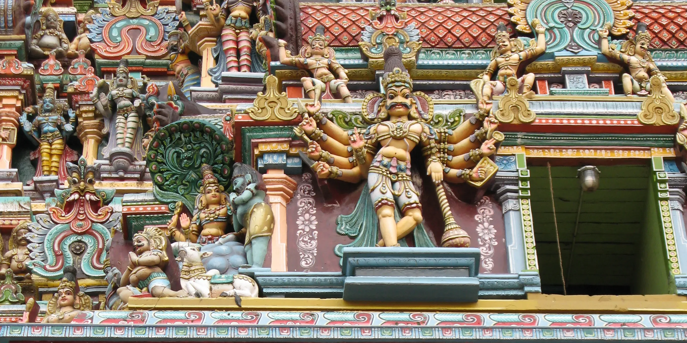 Arulmigu Meenakshi Sundareswarar Temple