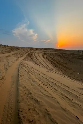 2023 Oct - Sam Desert
