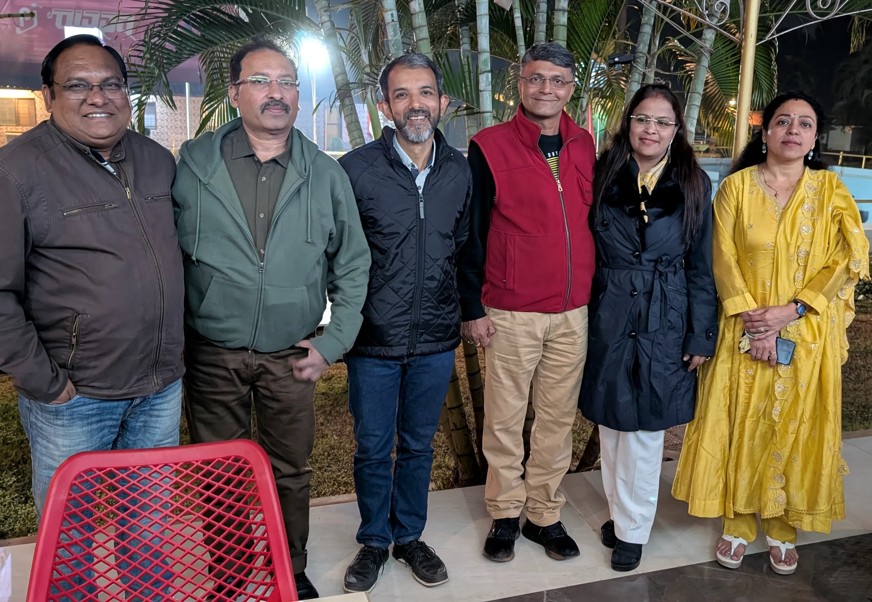 L->R Sanjay, Ajay Sharma, Santanu,Ajay (Renu's husband), Renu, Renuka (Ajay Sharma's wife)