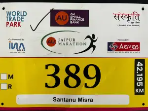 2 loops of 21.1 KM ; starting at 3 AM