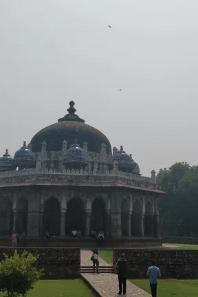 isa khan niyazis tomb