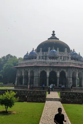 isa khan niyazis tomb