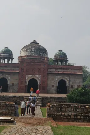 isa khans mosque