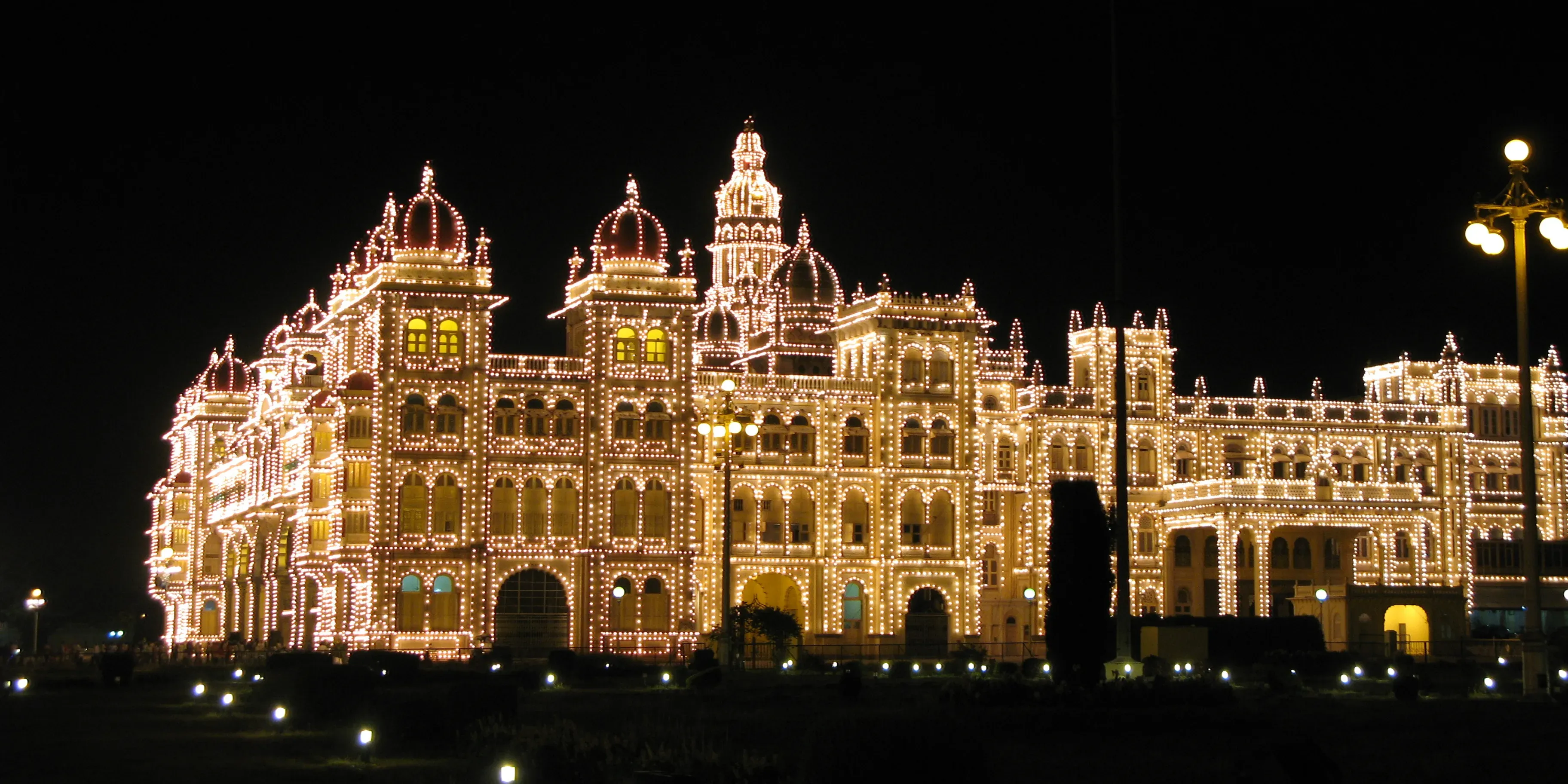 Mysore Palalce at night