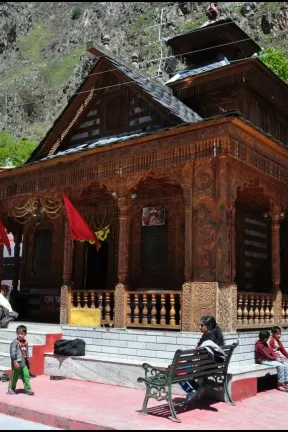 temple manikaran